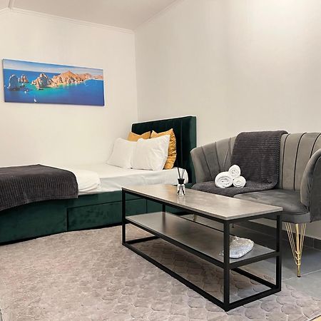 Ndl City Center Apartment คลูจ-นาโปกา ภายนอก รูปภาพ