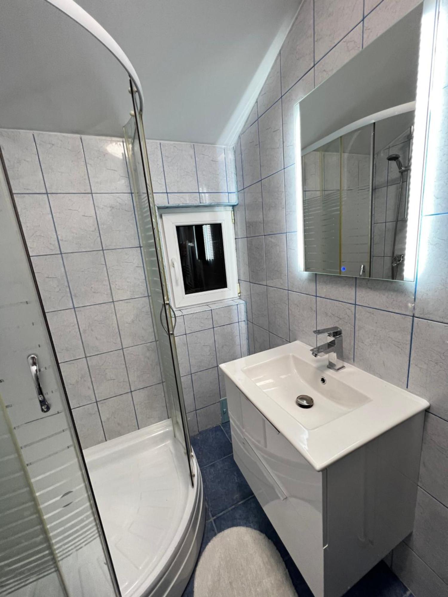 Ndl City Center Apartment คลูจ-นาโปกา ภายนอก รูปภาพ