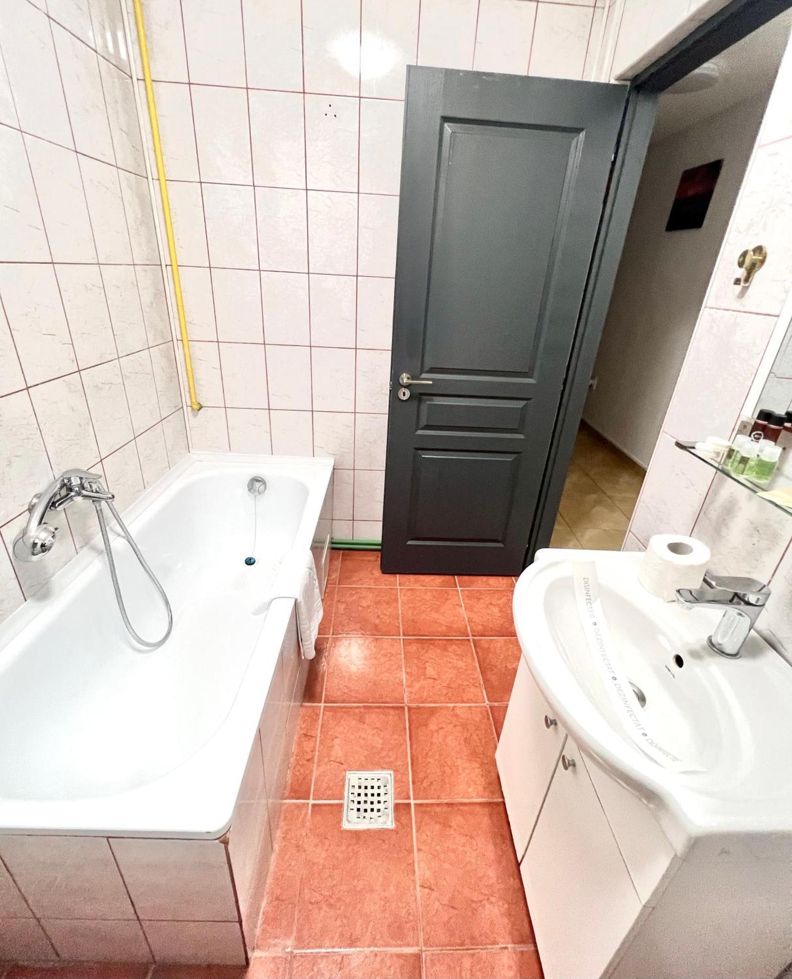 Ndl City Center Apartment คลูจ-นาโปกา ภายนอก รูปภาพ